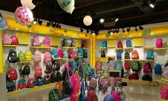 探访上海福佑门市场 铠甲勇士箱包店的经营之道